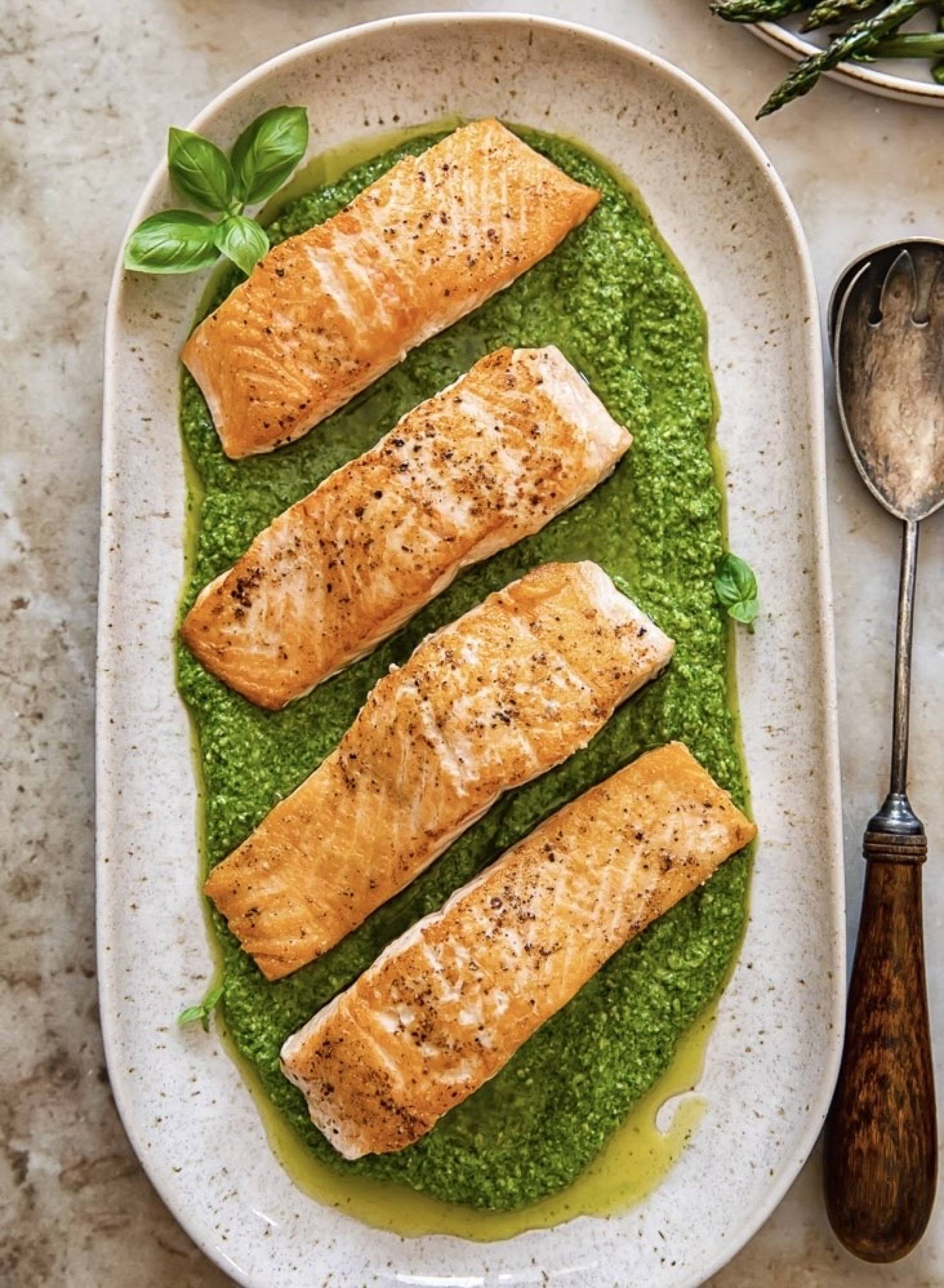 Pesto Herbed Salmon BTP